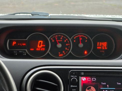 Used 2015 Scion xB image 12