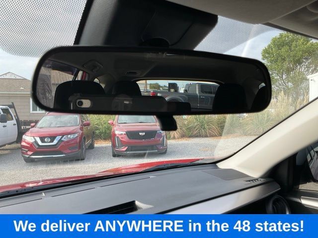 Used 2017 Toyota RAV4 LE FWD image 37