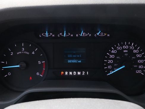 Used 2023 Ford E-450 and Econoline 450 Super Duty RWD image 22