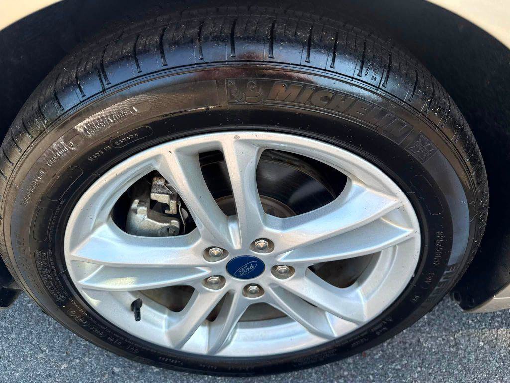 Used 2018 Ford Fusion S FWD image 32