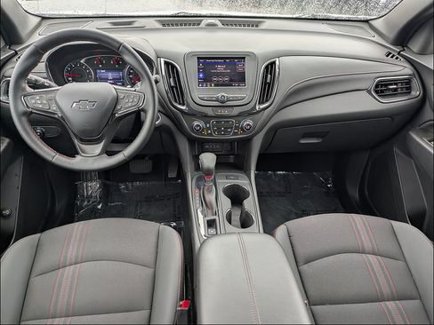 Used 2024 Chevrolet Equinox RS FWD image 15