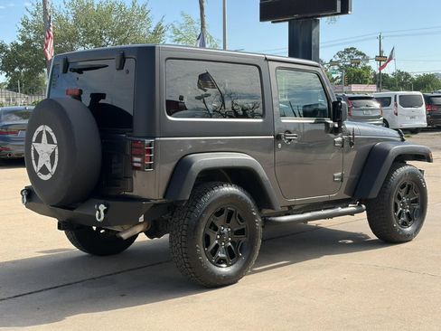 Used 2016 Jeep Wrangler Sport image 7