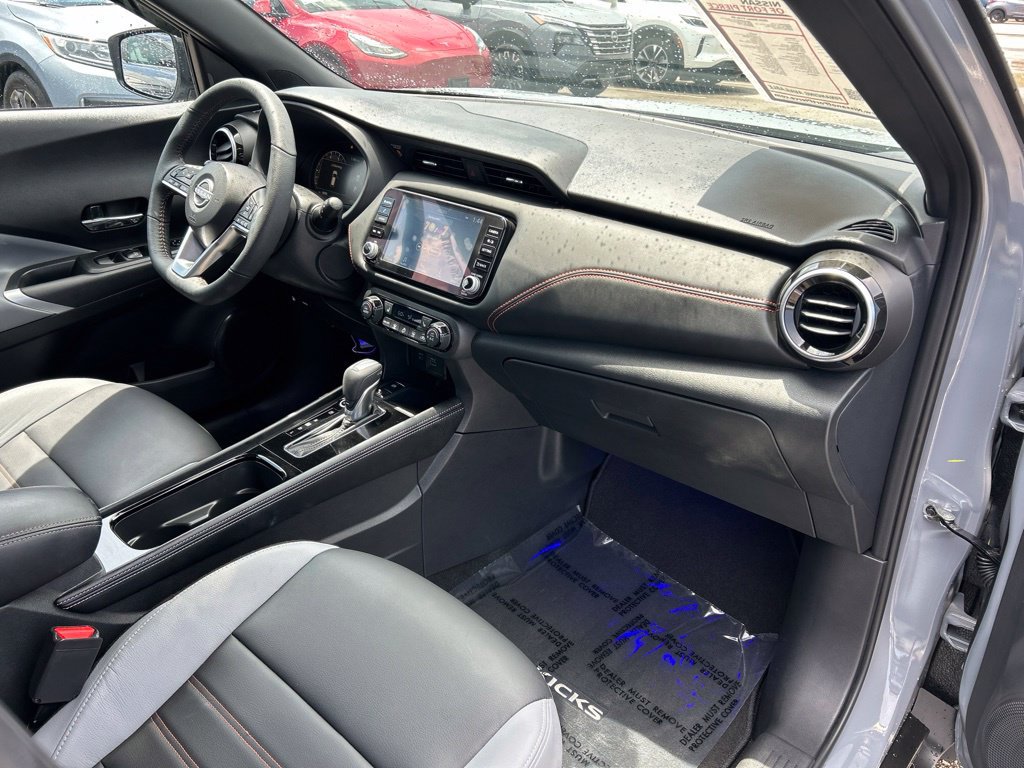 Certified 2024 Nissan Kicks SR w/ SR Premium Package FWD image 41