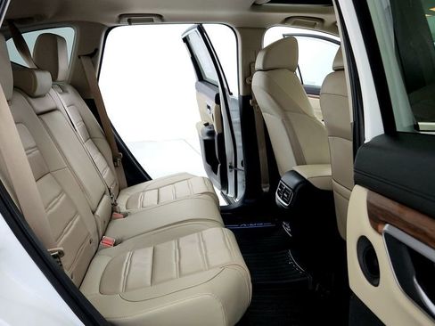 Used 2021 Honda CR-V Touring image 18