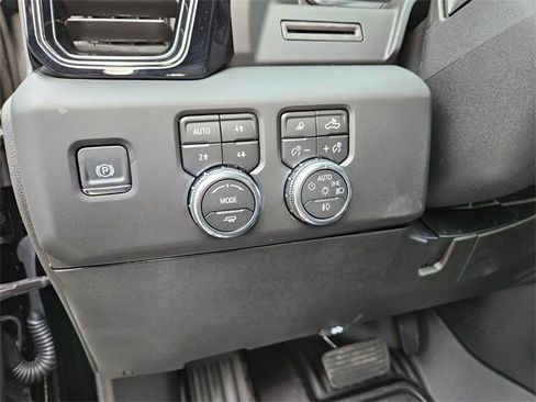 New 2026 GMC Sierra 3500 AT4 image 19