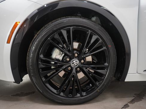 Used 2026 Toyota Prius AWD image 30