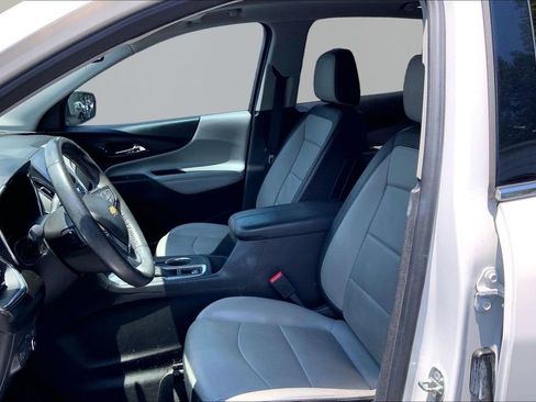 Used 2018 Chevrolet Equinox Premier FWD image 15