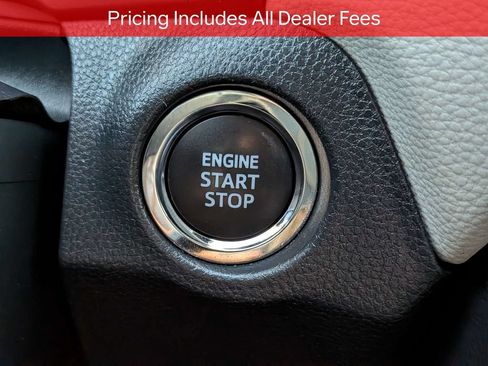 Used 2022 Toyota RAV4 XLE Premium FWD image 30