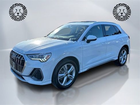 Used 2021 Audi Q3 2.0T Premium Plus w/ Premium Plus Package image 1