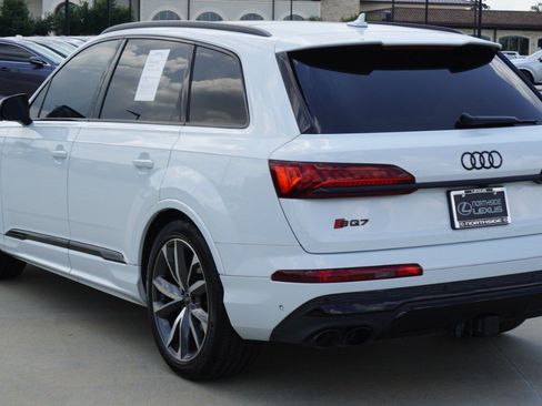 Used 2023 Audi SQ7 Premium Plus AWD/4WD image 8