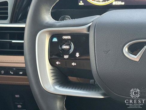 Certified 2025 INFINITI QX80 Luxe image 22