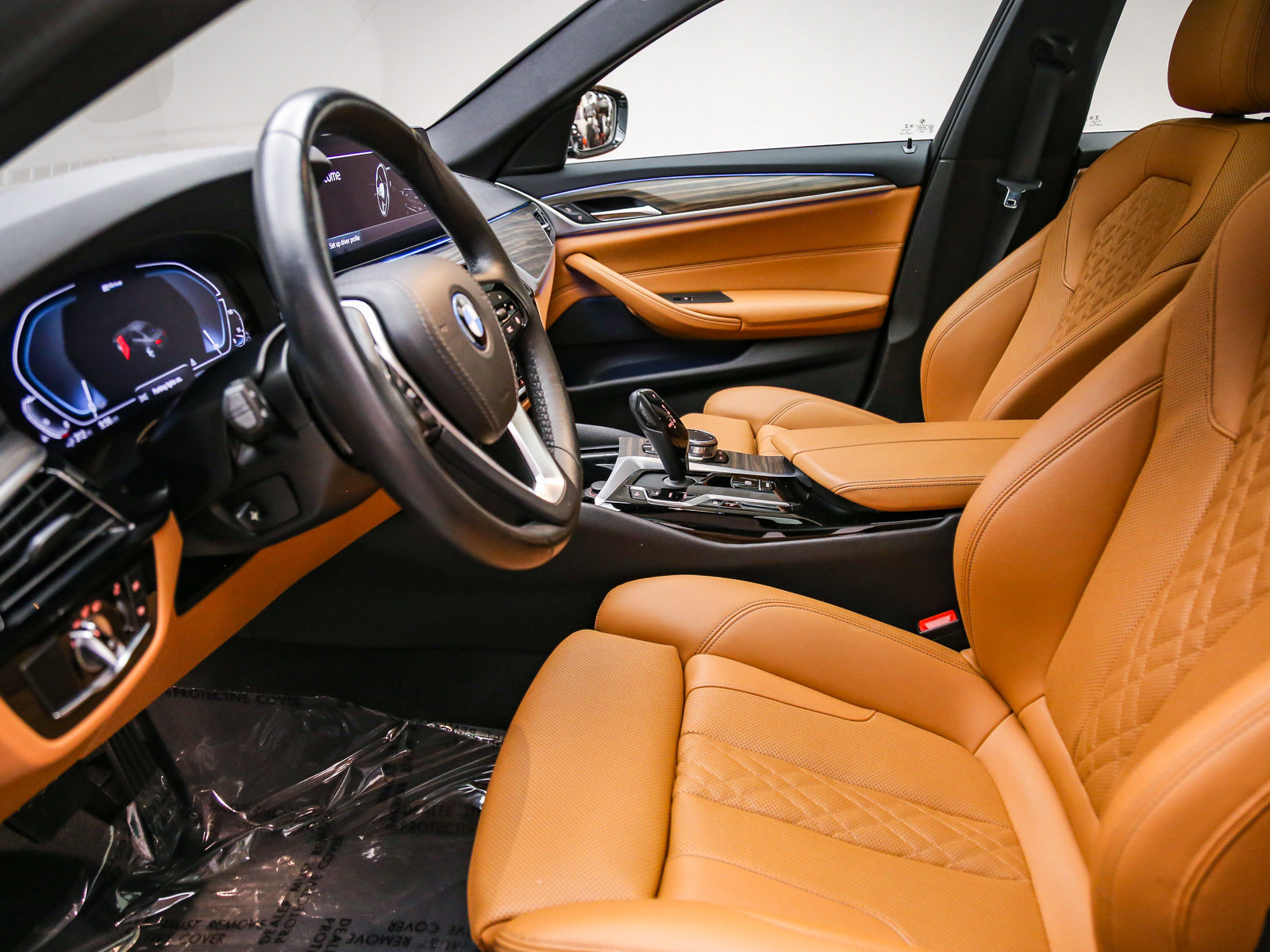 Certified 2023 BMW 530e w/ Convenience Package RWD image 19