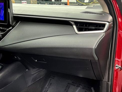 Used 2024 Toyota Corolla LE image 15