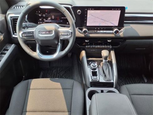 New 2025 GMC Canyon Elevation image 10