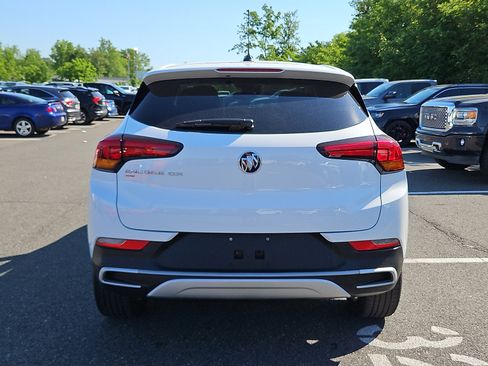 Certified 2023 Buick Encore GX Preferred w/ Cold Weather Comfort Package AWD/4WD image 5