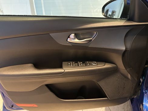 Used 2020 Kia Forte LXS image 13