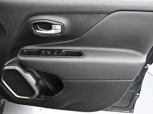 Certified 2023 Jeep Renegade Limited w/ Sun/Sound Group image 18