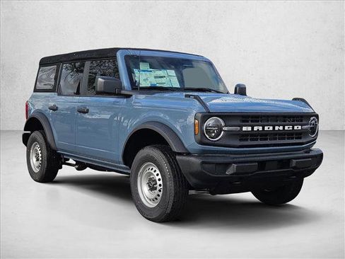 New 2025 Ford Bronco 4-Door image 6