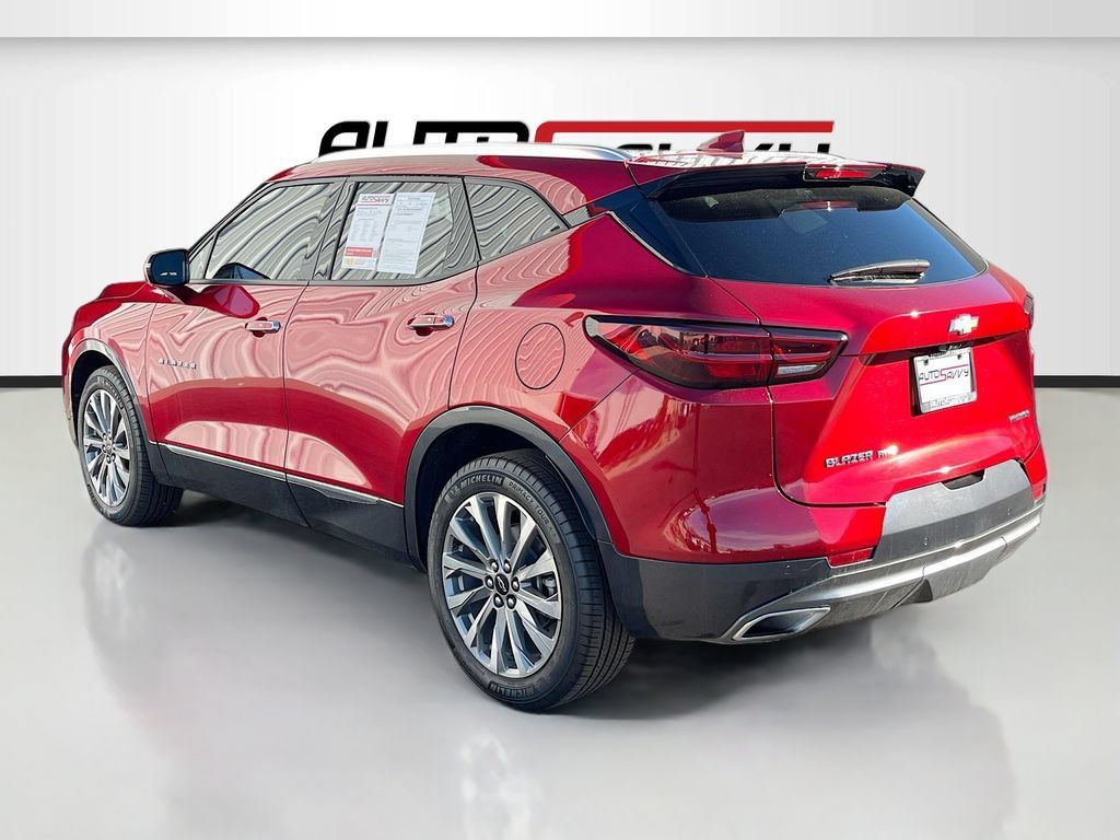 Used 2024 Chevrolet Blazer Premier w/ Driver Confidence II Package AWD/4WD image 5