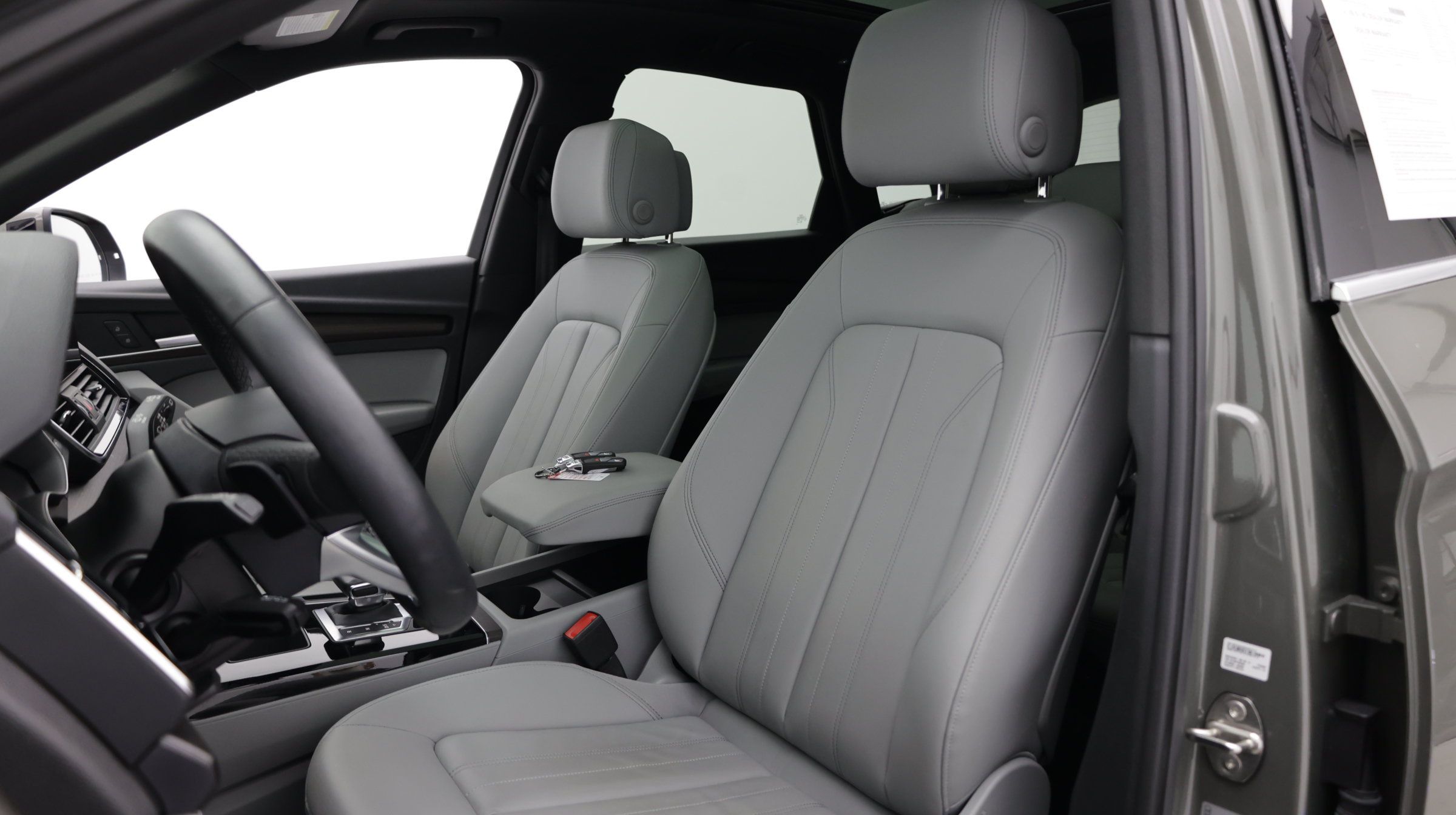 Used 2023 Audi Q5 2.0T Premium w/ Convenience Package AWD/4WD image 19