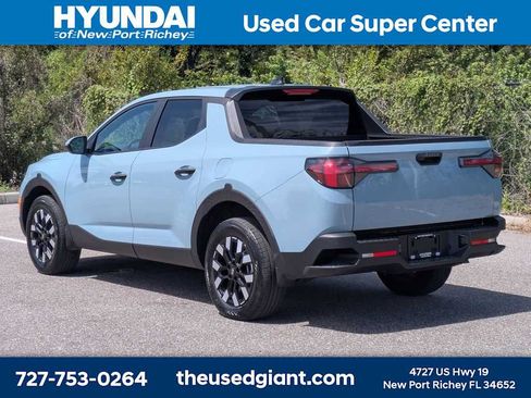 Certified 2026 Hyundai Santa Cruz SE FWD image 3