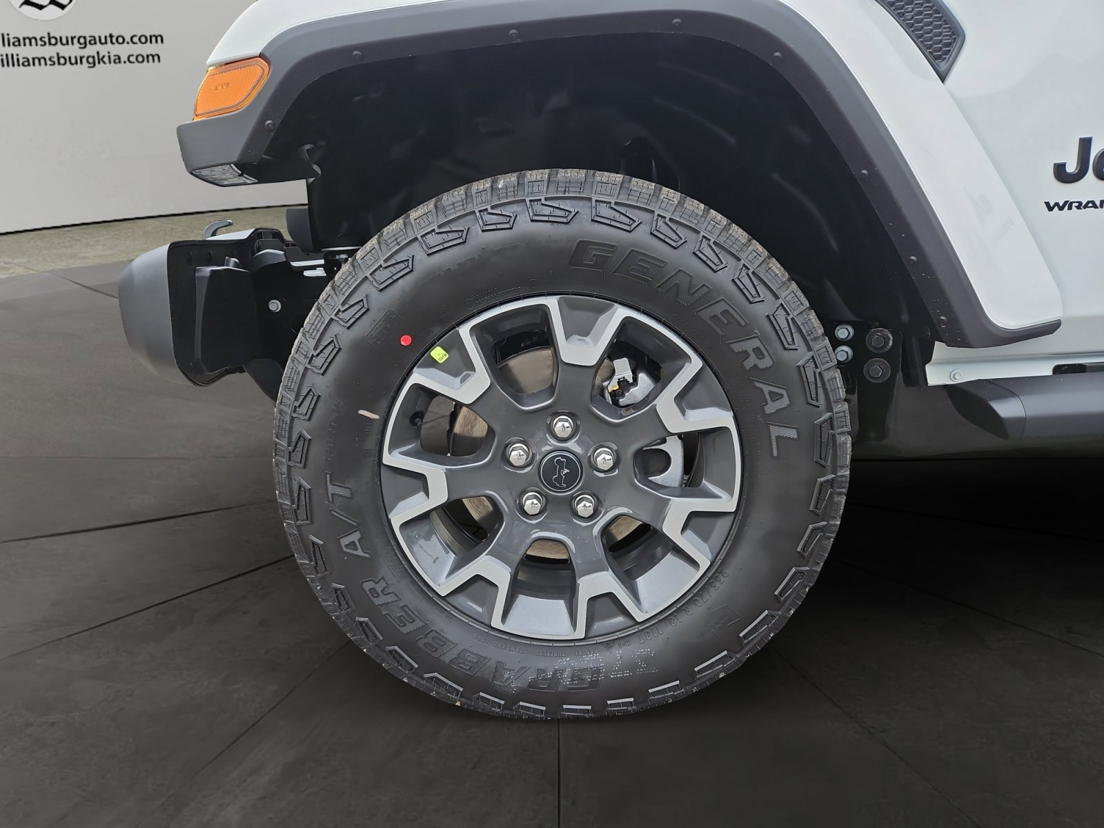 New 2027 Jeep Wrangler Unlimited Sahara AWD/4WD image 14
