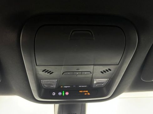 Used 2024 Buick Enclave Essence w/ Sport Touring Edition FWD image 35
