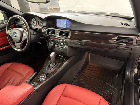 Used 2012 BMW 328i Convertible RWD image 31