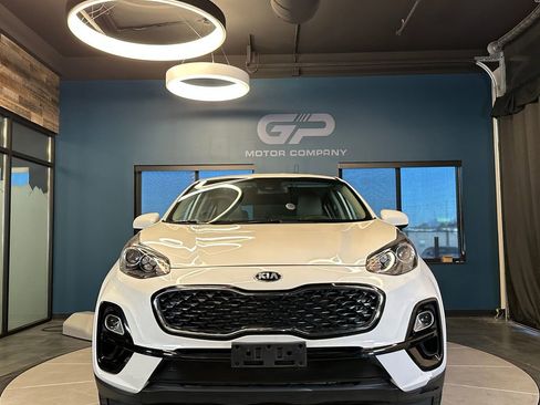 Used 2021 Kia Sportage LX AWD/4WD image 8