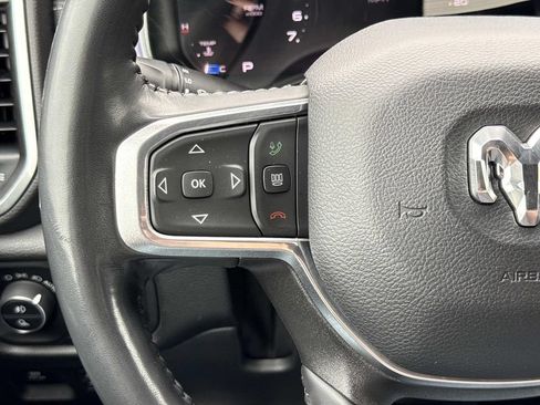 Used 2023 RAM 1500 Laramie AWD/4WD image 9
