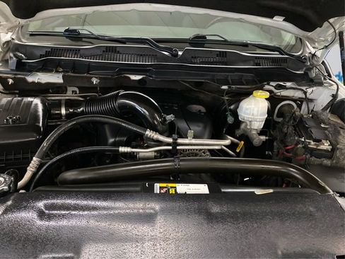 Used 2019 RAM 1500 Big Horn AWD/4WD image 12