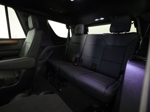Used 2026 GMC Yukon Denali w/ Sun & Power Step Package AWD/4WD image 15