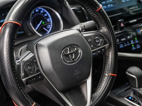 Used 2022 Toyota Camry XLE FWD image 20