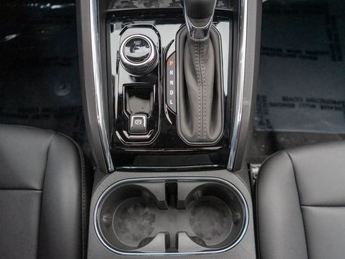 New 2026 GMC Canyon Elevation w/ Convenience Package image 25