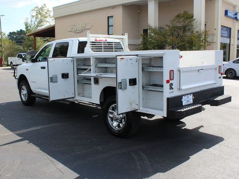 Used 2022 RAM 2500 Tradesman image 16