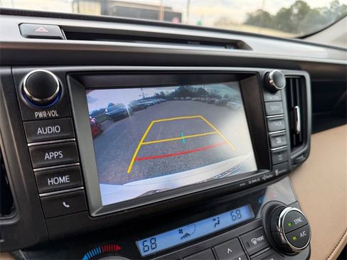 Used 2016 Toyota RAV4 XLE w/ Convenience Package image 13