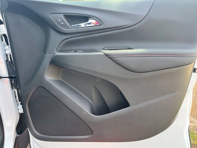 Used 2024 Chevrolet Equinox RS FWD image 27