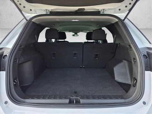 Used 2021 Chevrolet Equinox LS FWD image 7