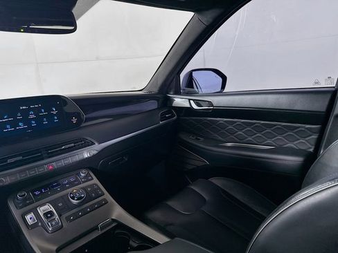 Used 2021 Hyundai Palisade Calligraphy image 25