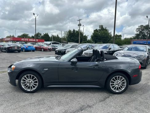 Used 2017 FIAT 124 Spider Classica RWD image 16