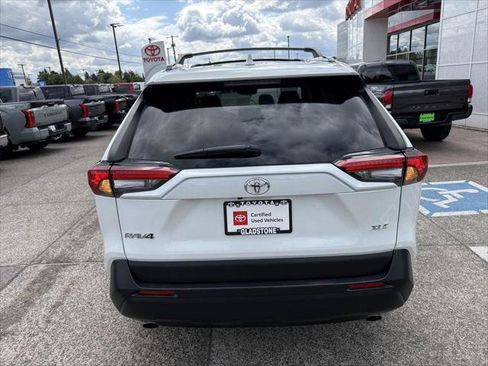 Certified 2024 Toyota RAV4 XLE Premium FWD image 7
