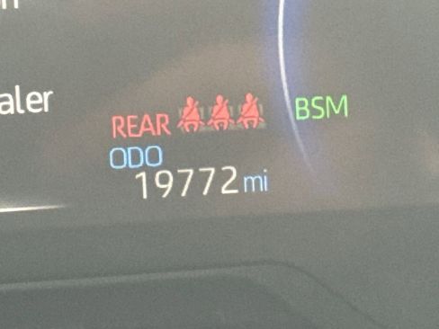 Used 2024 Toyota RAV4 LE image 17