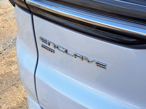 Used 2025 Buick Enclave Avenir w/ Super Cruise Package image 5
