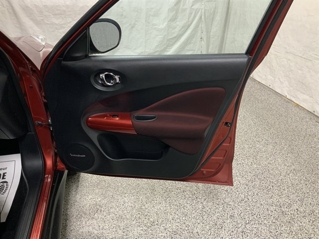 Used 2013 Nissan Juke SL AWD/4WD image 28