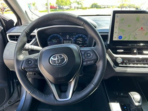 Used 2026 Toyota Corolla Cross XLE w/ Convenience Package AWD/4WD image 21