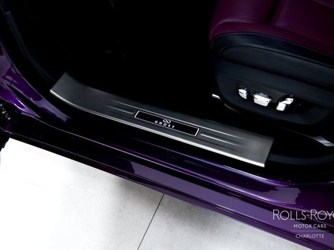 Certified 2022 Rolls-Royce Ghost Black Badge AWD/4WD image 17