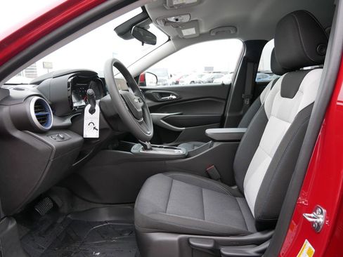 New 2026 Chevrolet Trax LS w/ LS Convenience Package image 15