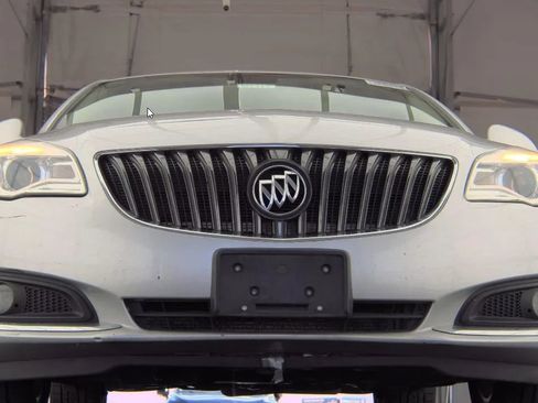 Used 2014 Buick Regal Premium image 3