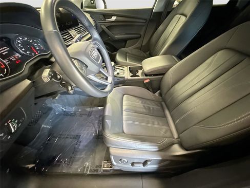 Certified 2023 Audi Q5 2.0T Premium w/ Convenience Package AWD/4WD image 21