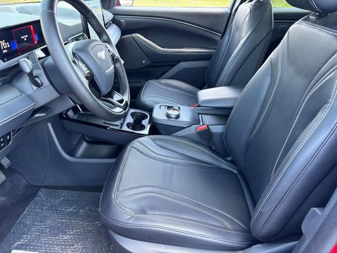 Certified 2024 Ford Mustang Mach-E Premium image 17